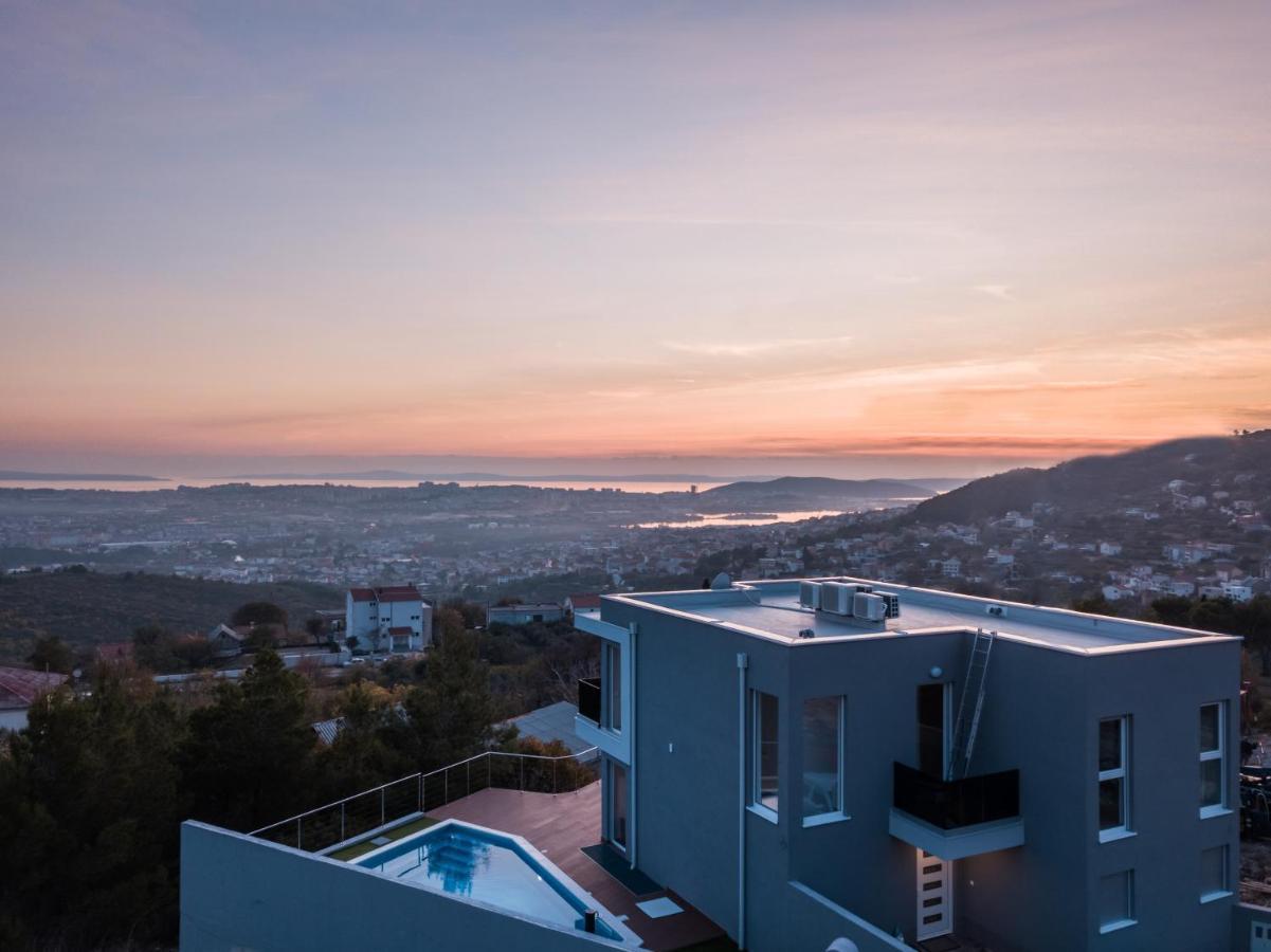 Klis Villas Alfa & Omega מראה חיצוני תמונה
